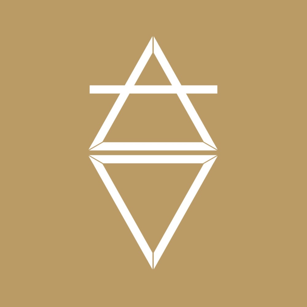 118fb8ade79652701fe3751475566cef.1000x1000x1.jpg