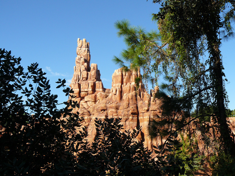 256437620_bT2g2-L.jpg