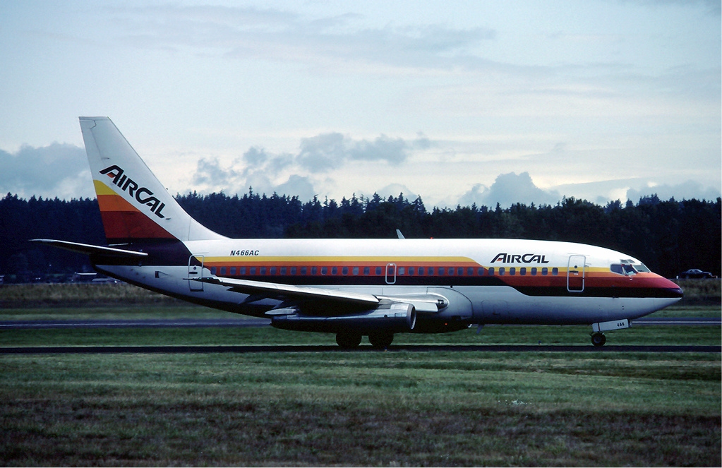 AirCal_Boeing_737-200_N466AC_Marmet.jpg