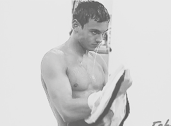 tumblr_m7xu0qgtpb1r2ul25o3_250.gif
