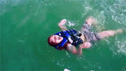 tumblr_lc3z7sWZaA1qae0axo1_250.gif