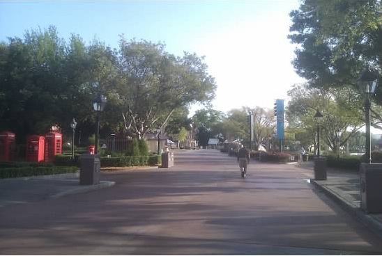 epcotr1.jpg