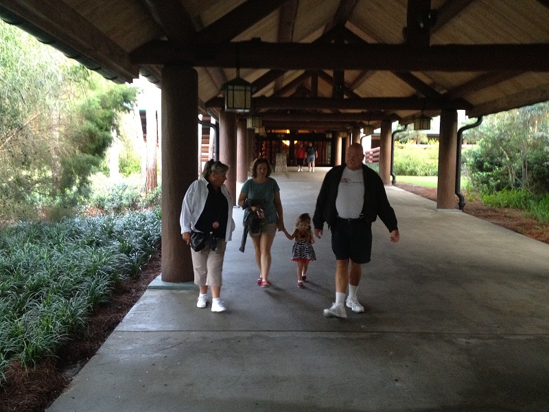 monday_bus_walk.jpg