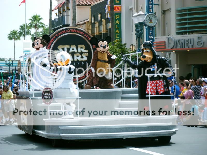 Disney2008_0629049.jpg