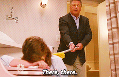 tumblr_n2pd61Xhsh1revk8bo1_250.gif