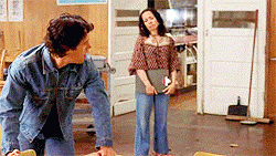 tumblr_lpstlbbmxw1qezigeo2_250.gif