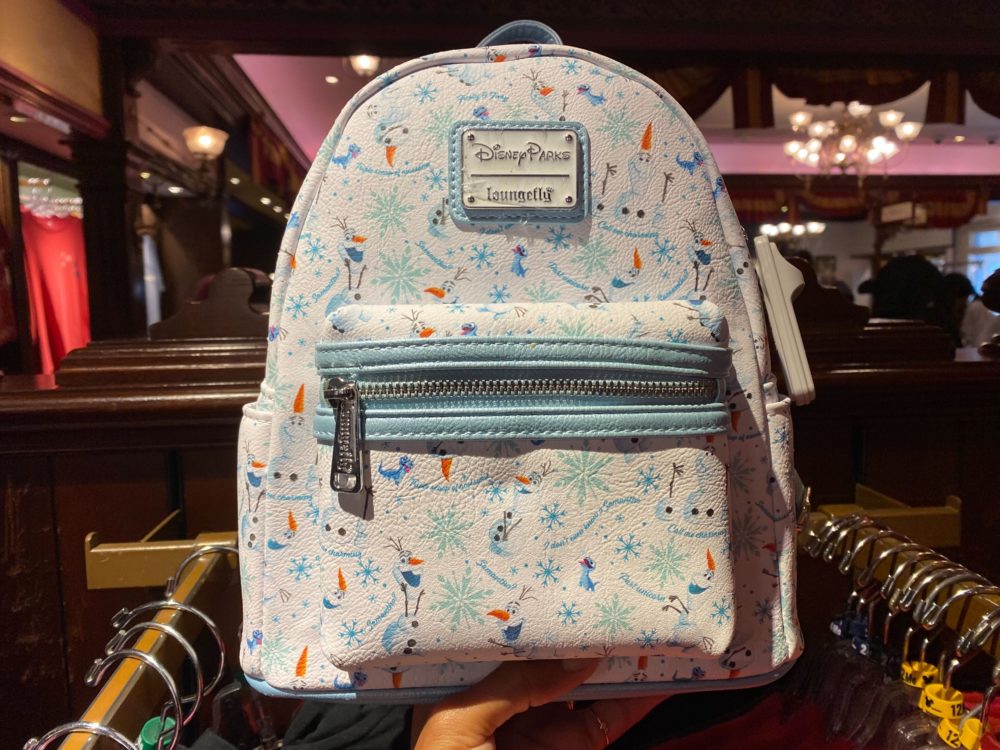 olaf-loungefly-backpack-1000x750-1.jpg