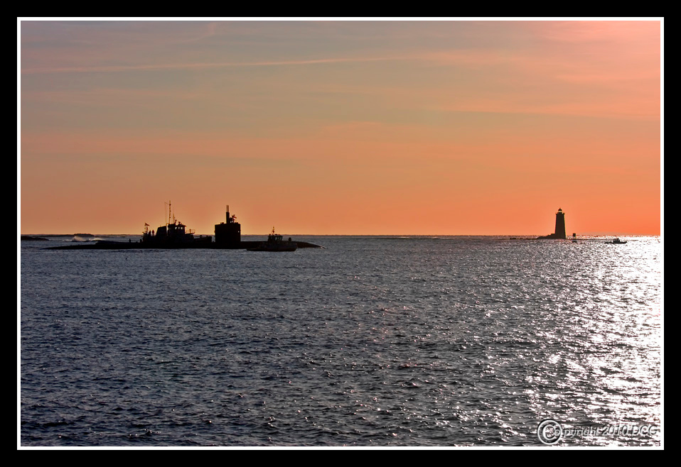 1090569001_RUaU3-X2.jpg