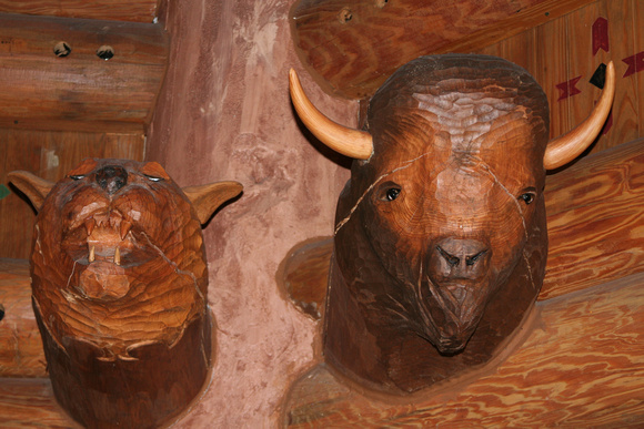 p647133414-3.jpg