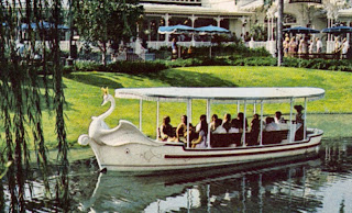 swan+boats.jpg
