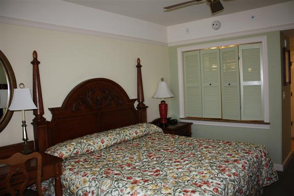 561003374_QmAap-M.jpg