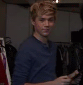 tumblr_lmb2a8JEMb1qfpk5j.gif