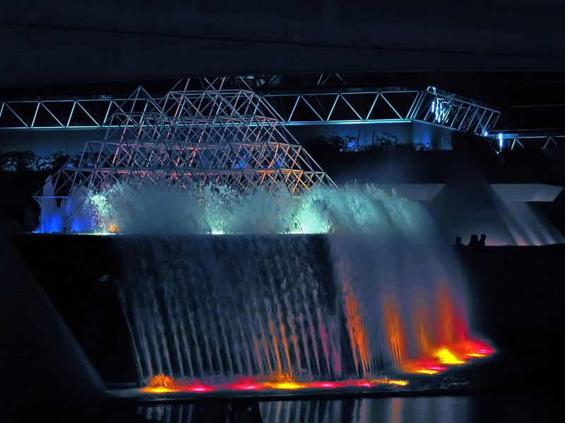 epcot%20at%20night%202%20ed-L.jpg