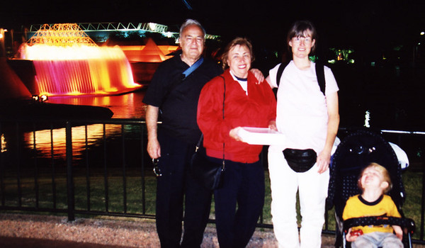 143294461_57qrS-M.jpg