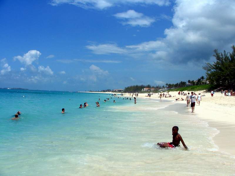 paradise_island_bahamas1.jpg
