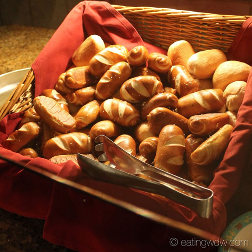 biergarten-rolls-pretzel-bread.jpg