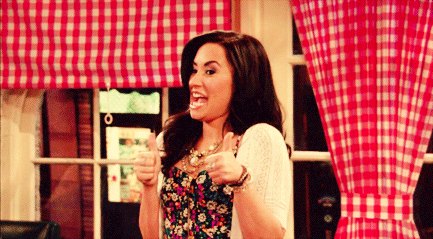 DEMI-Thumbs-Up-GIF.gif