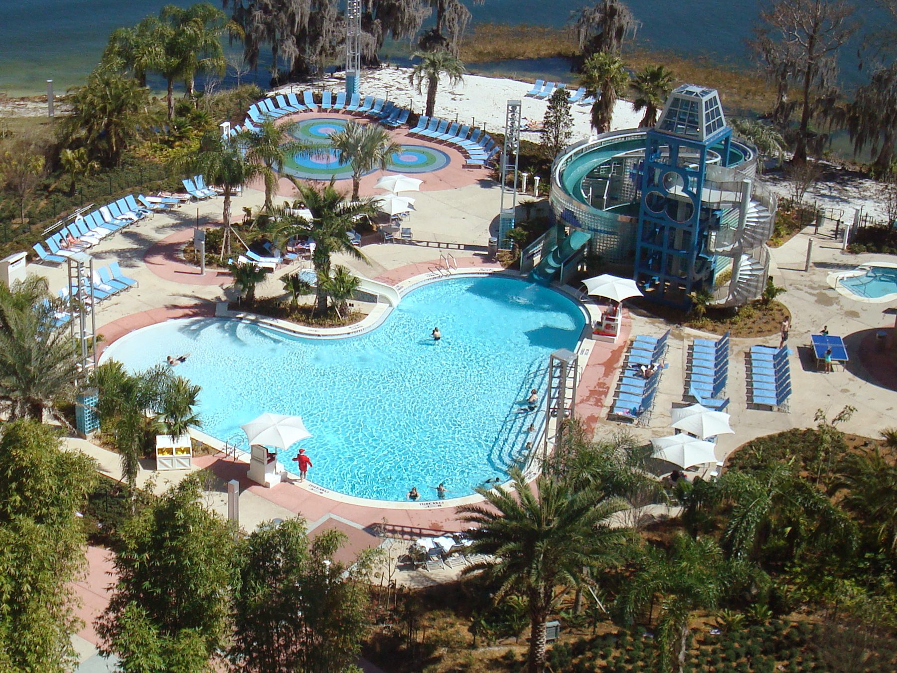 Contemporary_blt_baycove_pool.jpg