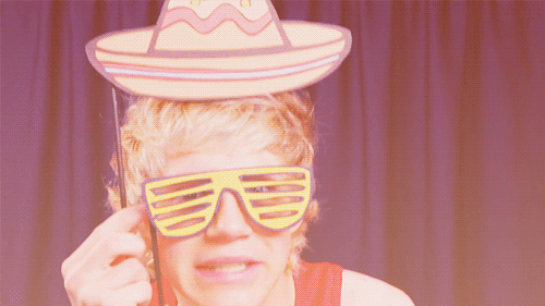 tumblr_m6a9mwrZwf1r4wz8po1_500.gif