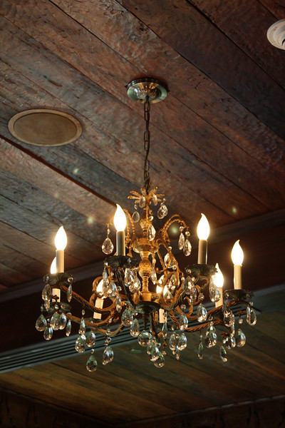 1211048823_5Fjo9-L.jpg