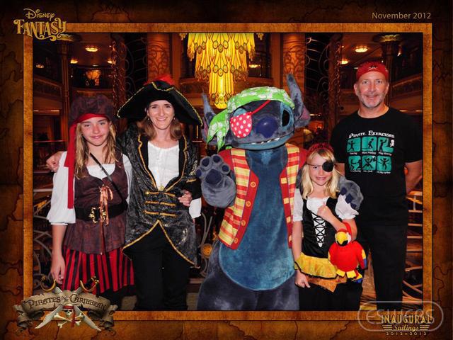 DFN-121114-MMPirate6x8-3277460.jpg