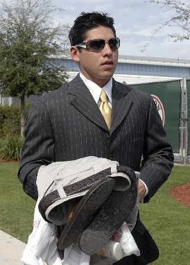 2300671695_238404aec9.jpg