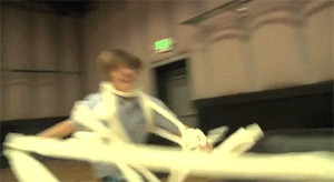 tumblr_libmos4tbV1qcayp8.gif