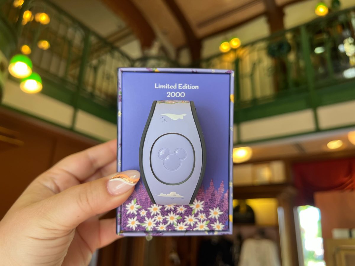 lavender minnie magicband 1