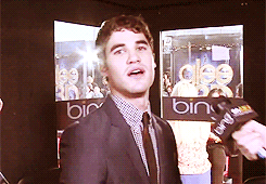 tumblr_mfdtyjY6vp1r4xoqto2_r2_250.gif