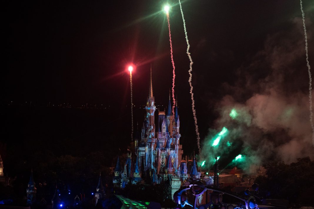 disneys-not-so-spooky-fireworks-not-so-scary-testing-08062019-1-1068x712.jpg