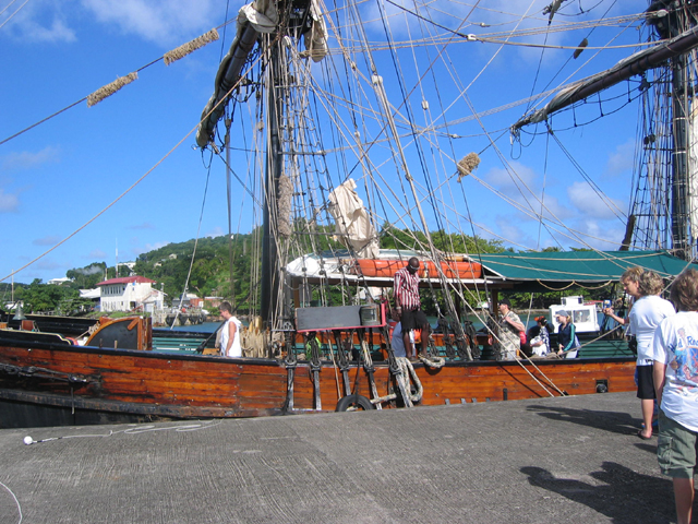 brig_unicorn_at_shore.jpg