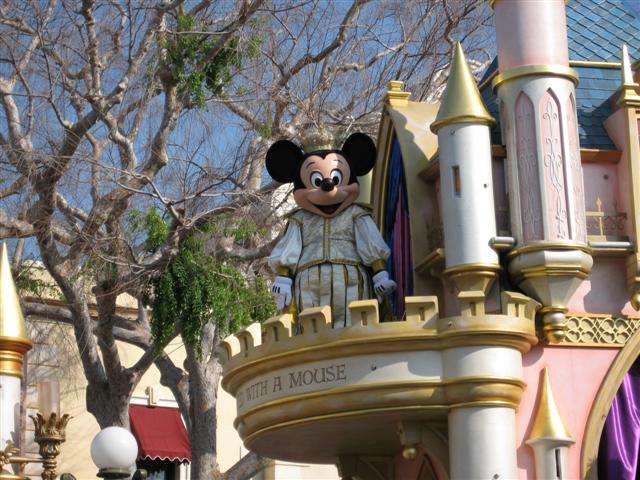 disney144smallda8.jpg