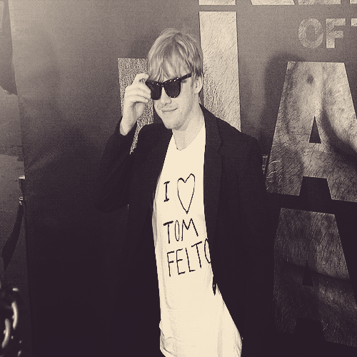 tumblr_lqsz8iM1P61qdm4v9o1_500.gif