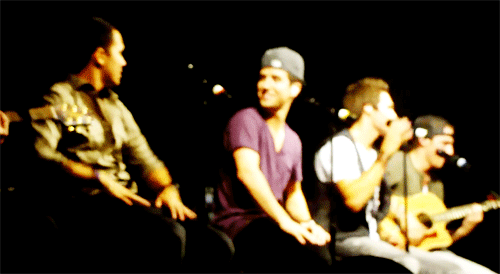 tumblr_lo38fshuJ01qeeagco1_500.gif
