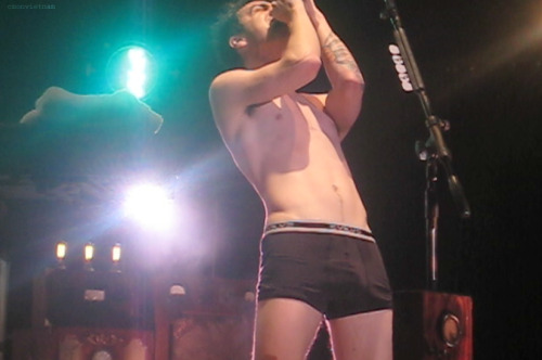 tumblr_lnn4ahr45R1qam7sho1_500.png
