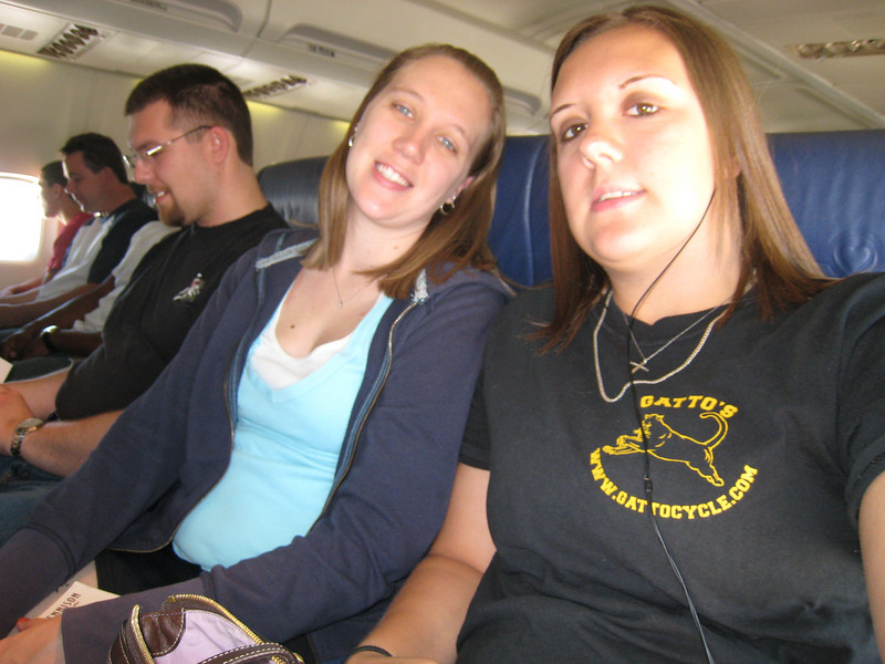 323669363_74Caw-L.jpg