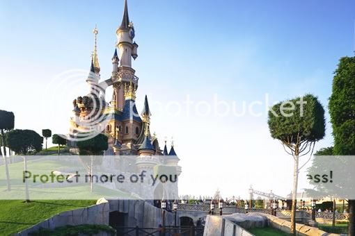 Disneyland-Paris_Overview.jpg