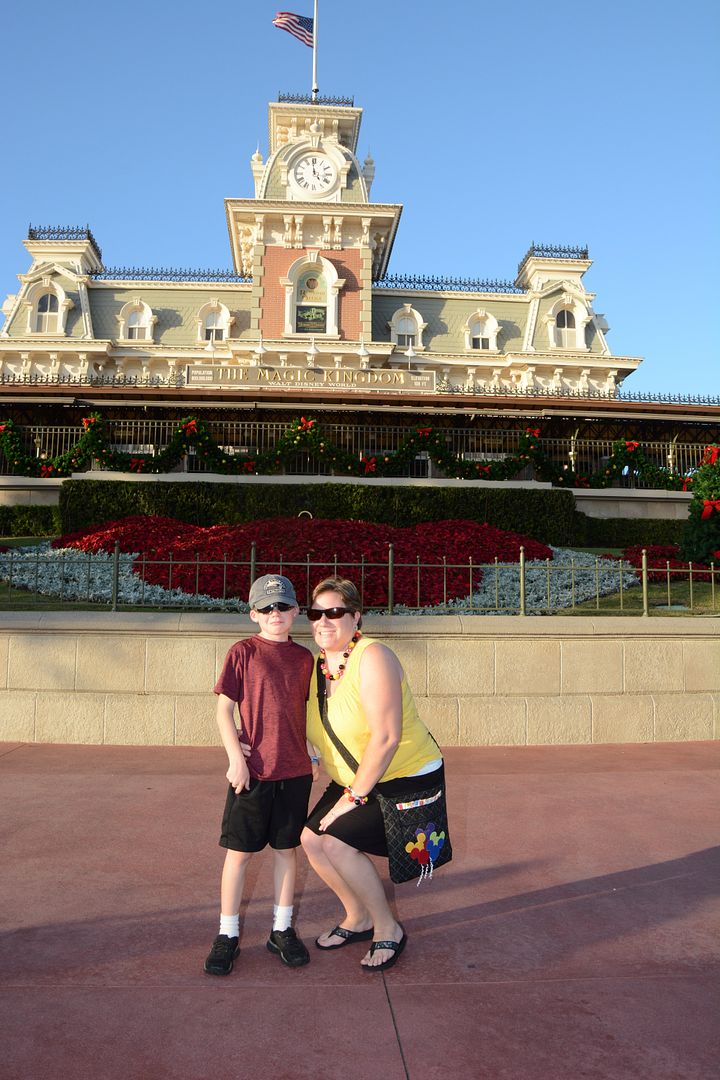 PhotoPass_Visiting_Magic_Kingdom_Park_7521325418.jpg