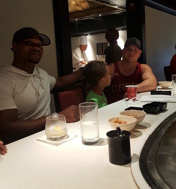 EP_dinner_2.jpg