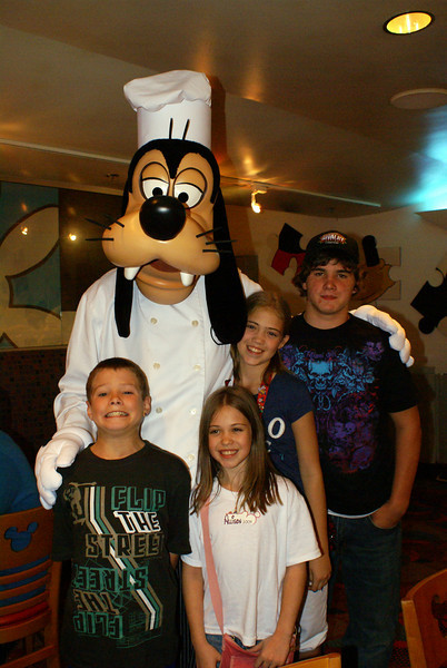 745500519_Njo9X-L-1.jpg