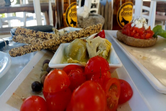Santorini taverna
