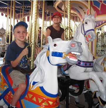 mkcarousel.jpg
