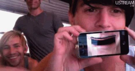 tumblr_lrqmh0YHmz1qczzx9o1_r2_500.gif