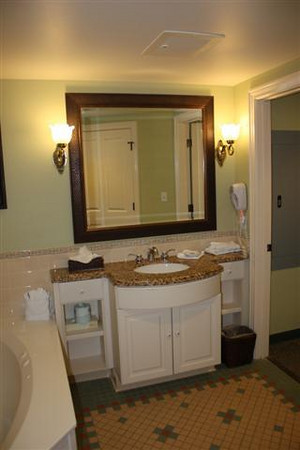 561003215_SHLfh-M.jpg