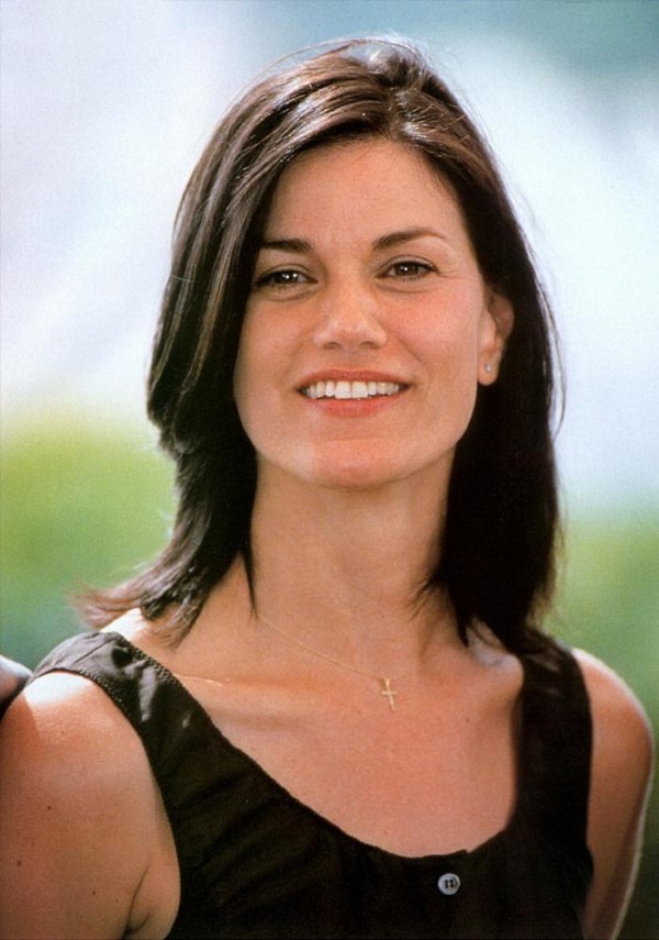 linda-fiorentino-167579l.jpg