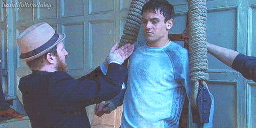 tumblr_m87e8oAhaW1rcfv9ro1_r1_500.gif