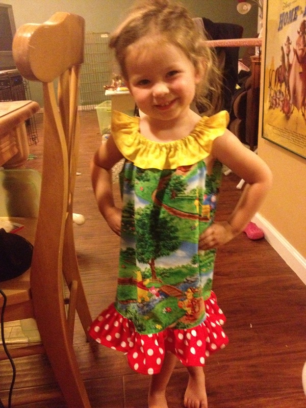allie_pooh_dress.jpg