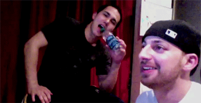 tumblr_ljnzv8wEam1qeeagco1_400.gif