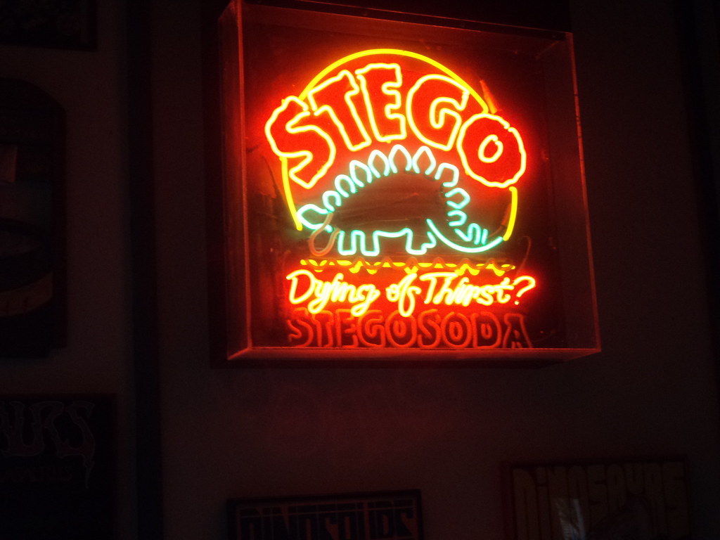 16025002326_87e82f04e5_b.jpg