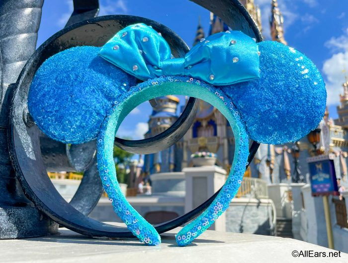 2022-wdw-mk-emporium-blue-sequin-ears-4-700x529.jpg